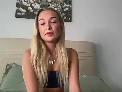 kelseyblu online show from April 5, 10:27 pm