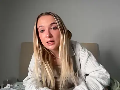 kelseyblu online show from February 25, 12:33 am