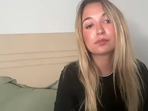 kelseyblu online show from March 20, 12:44 am