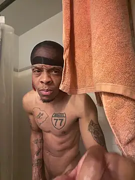 Snapshot of Suavea757 chatting on February 4, 2:50 am Suavea757 online show from February 4, 2:50 am