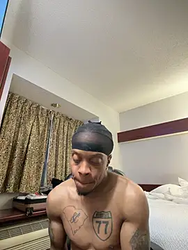 Snapshot of Suavea757 chatting on March 16, 4:20 am Suavea757 online show from March 16, 4:20 am