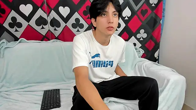 Steerlingxvx online show from February 5, 12:34 pm