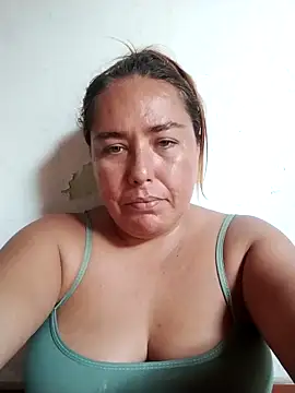 hot girl full online show from April 14, 3:50 pm