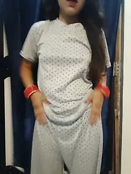 Saxy bhabhi79 online show from May 13, 5:09 pm