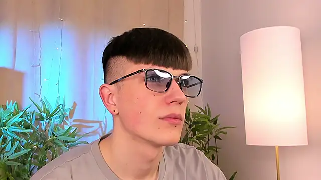 Rony Joy online show from April 9, 8:26 pm