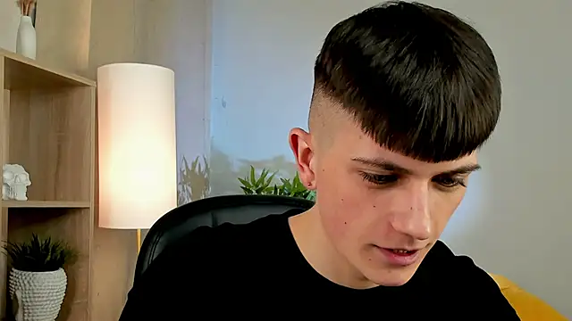 Rony Joy online show from March 10, 6:45 pm