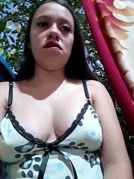 Snapshot of lachiki_plus chatting on February 27, 10:48 am lachiki plus online show from February 27, 10:48 am