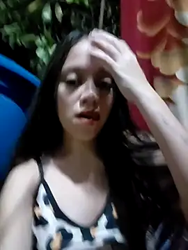 Snapshot of lachiki_plus chatting on February 24, 10:05 am lachiki plus online show from February 24, 10:05 am