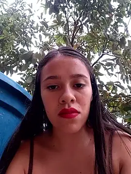 Snapshot of lachiki_plus chatting on February 3, 12:32 pm lachiki plus online show from February 3, 12:32 pm