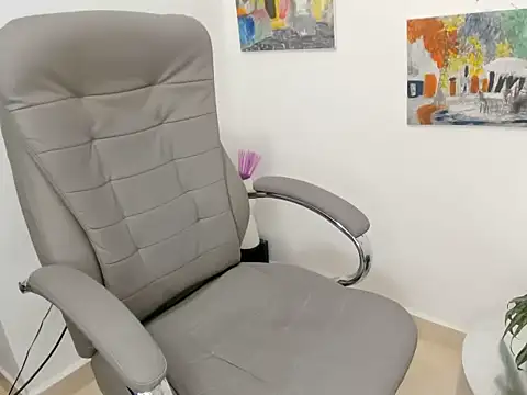 Snapshot of -gala_ chatting on February 16, 9:24 pm -gala online show from February 16, 9:24 pm