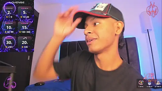 Snapshot of StellayDrake chatting on February 17, 1:41 pm StellayDrake online show from February 17, 1:41 pm