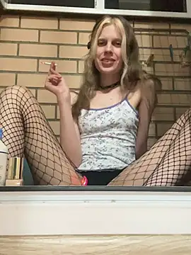 Maxine gold online show from July 5, 9:54 pm