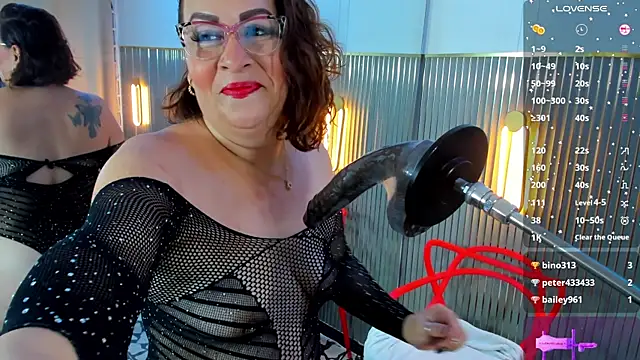 nazly bigass online show from April 13, 8:13 pm