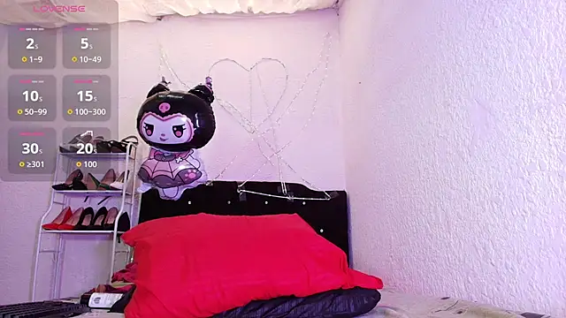 Isabelle Sara online show from March 9, 10:35 pm