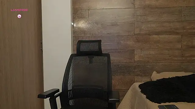 connor h1 online show from February 28, 4:23 am