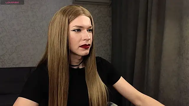 Snapshot of Anna_inHear chatting on May 21, 7:44 pm Anna inHear online show from May 21, 7:44 pm