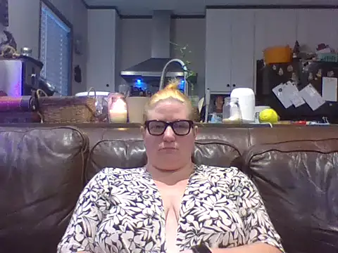 Dixie Lady1986 online show from June 9, 12:06 pm