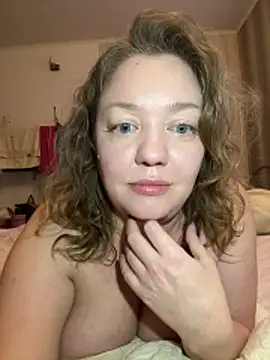 Snapshot of BBBWOOW chatting on February 18, 2:31 am BBBWOOW online show from February 18, 2:31 am