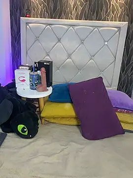 Samu Hott online show from April 9, 8:26 pm