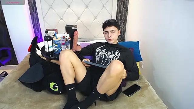 Samu Hott online show from March 20, 8:21 pm