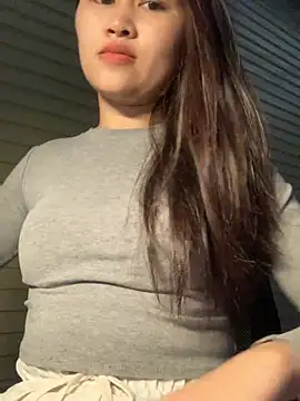 Luna Babyyy online show from March 12, 1:11 am