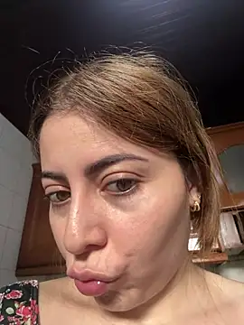 lilasun17 online show from March 29, 5:36 pm