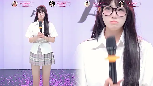 Snapshot of __AOA__ chatting on June 11, 12:32 am AOA online show from June 11, 12:32 am