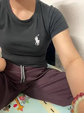 Yinini online show from March 23, 11:43 am