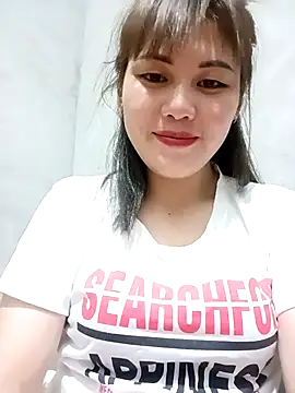 Snapshot of Anna_516 chatting on February 17, 1:08 pm Anna 516 online show from February 17, 1:08 pm