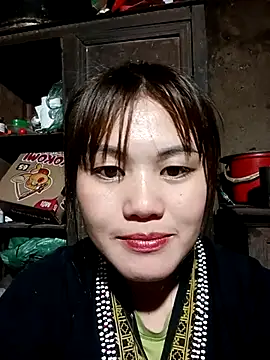 Snapshot of Anna_516 chatting on February 23, 1:12 pm Anna 516 online show from February 23, 1:12 pm