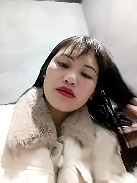 Snapshot of Anna_516 chatting on February 8, 1:58 am Anna 516 online show from February 8, 1:58 am