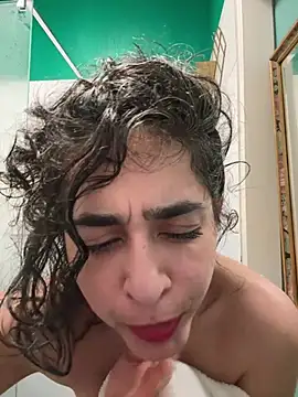 notyourtypicalAnna online show from February 4, 5:13 am