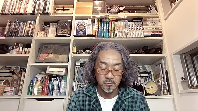 Snapshot of MtaS1 chatting on February 5, 1:29 pm MtaS1 online show from February 5, 1:29 pm