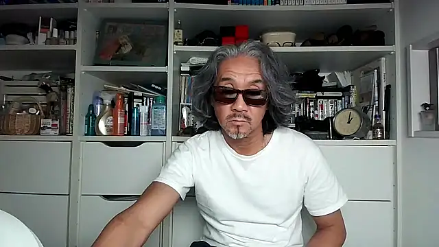 Snapshot of MtaS1 chatting on June 15, 3:55 pm MtaS1 online show from June 15, 3:55 pm