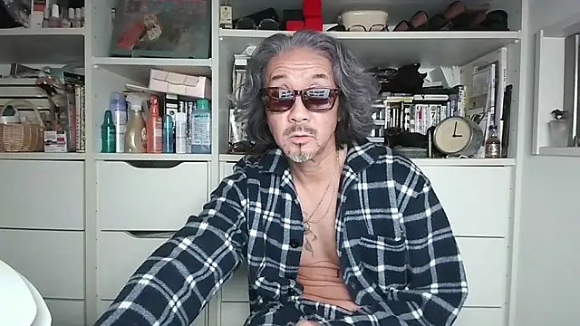 MtaS1 online show from March 26, 5:55 pm