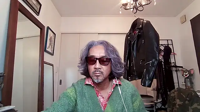 Snapshot of MtaS1 chatting on February 9, 3:15 am MtaS1 online show from February 9, 3:15 am