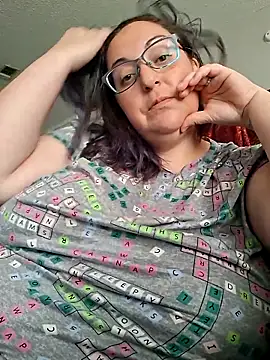 RavenOnyx online show from April 19, 5:47 pm