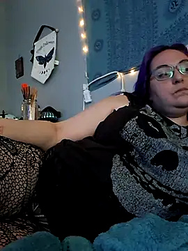 RavenOnyx online show from June 21, 6:25 pm