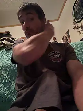 Snapshot of tommattsonn chatting on July 13, 5:07 am tommattsonn online show from July 13, 5:07 am
