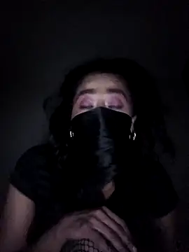 Snapshot of Milove86 chatting on February 10, 5:06 am Milove86 online show from February 10, 5:06 am