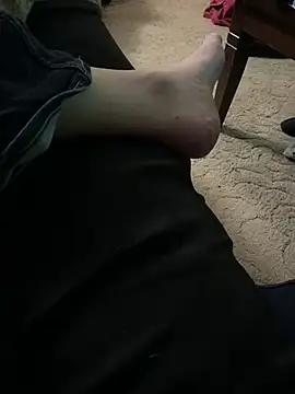 Snapshot of mgross8966 chatting on February 9, 1:47 am mgross8966 online show from February 9, 1:47 am