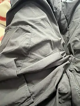 Snapshot of gold221298 chatting on February 10, 6:56 am gold221298 online show from February 10, 6:56 am