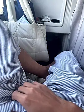 gold221298 online show from April 5, 7:48 am