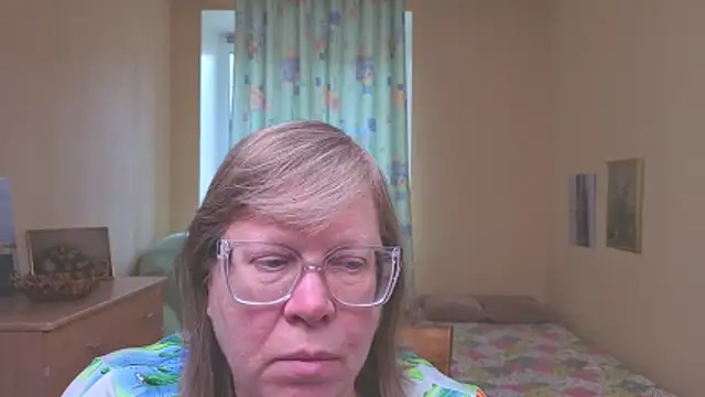 Snapshot of Emma_Eclipsee chatting on March 22, 12:50 pm Emma Eclipsee online show from March 22, 12:50 pm