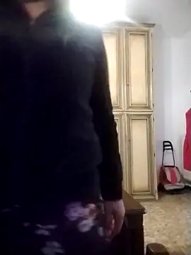 Snapshot of oxavector chatting on February 12, 8:03 am oxavector online show from February 12, 8:03 am