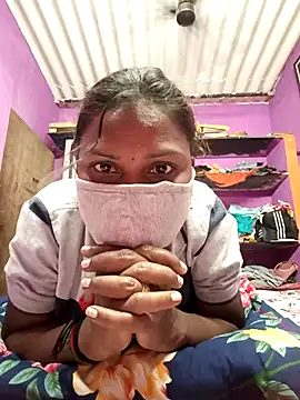 Tamil Hot Nisha online show from March 15, 4:19 am