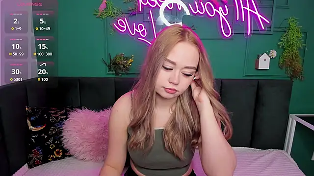 BellaAiry online show from March 23, 1:28 am