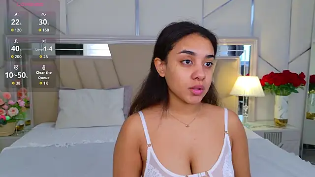 Luna Cortier online show from April 6, 5:08 am