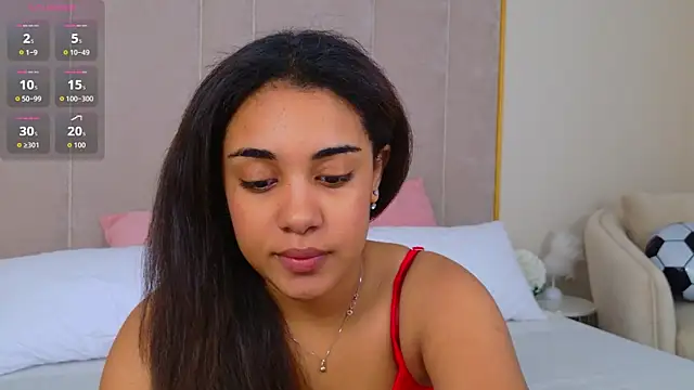 Snapshot of Luna_Cortier chatting on July 10, 5:07 am Luna Cortier online show from July 10, 5:07 am