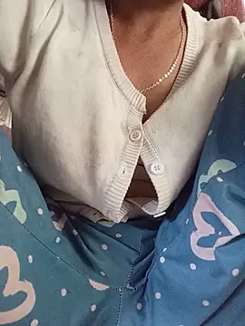 lena-cute online show from May 25, 9:08 am